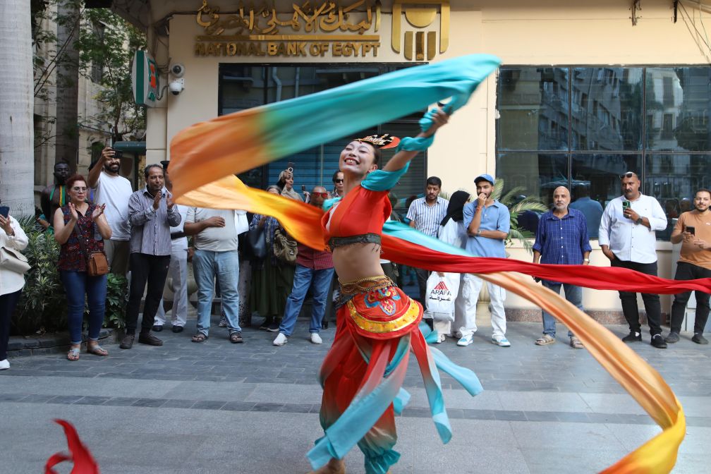 Chinese artists captivate Cairo audiences, bridging cultures