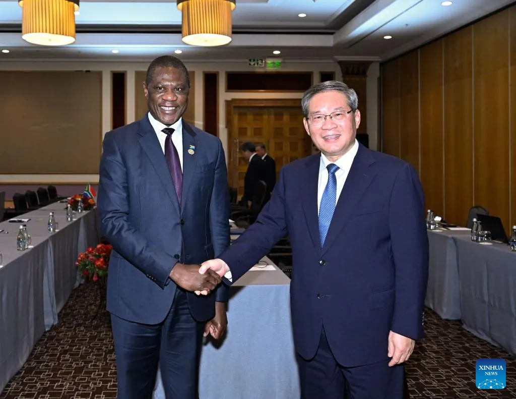 China pledges to deepen cooperation with South Africa -- Premier Li