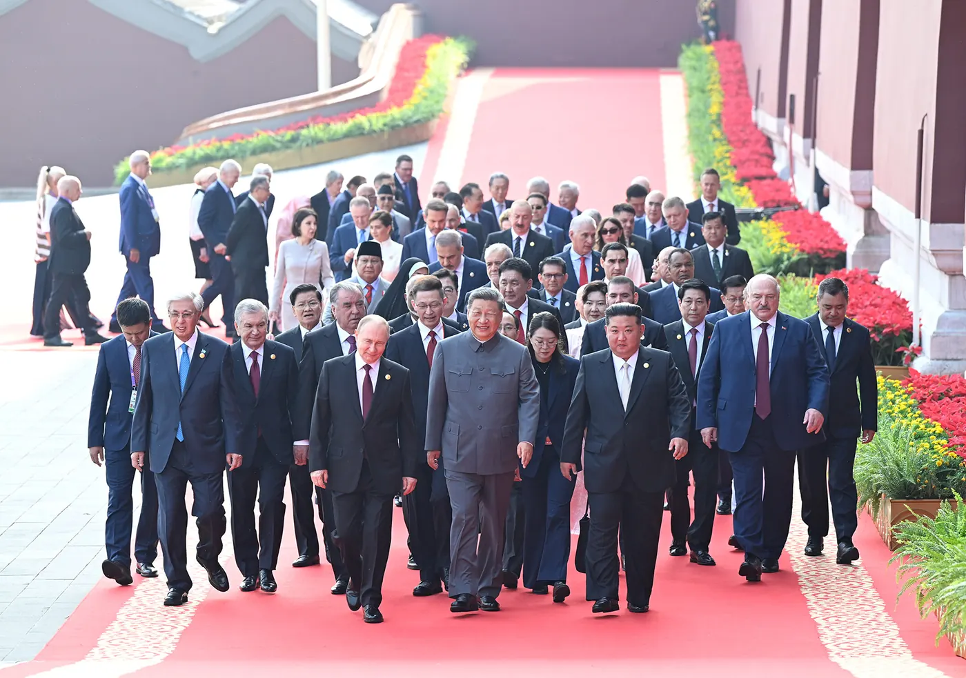 China's V-Day commemorations enhance confidence in advancing national rejuvenation: Xi