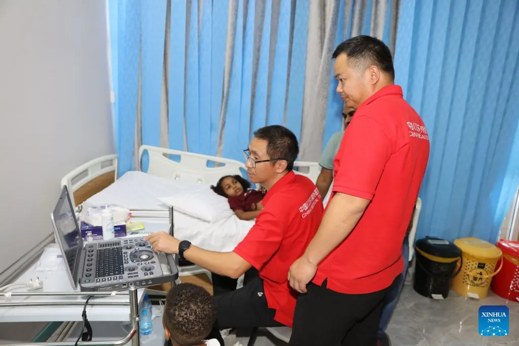 Chinese medical team provides free clinic in Tanzania's Zanzibar